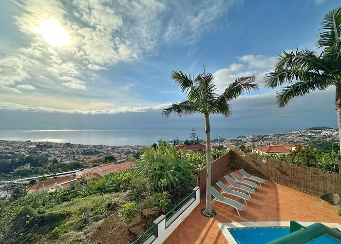 Σπίτι διακοπών Blue Horizon House Φουνκάλ