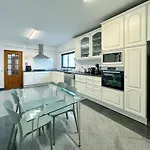 Blue Horizon House * פונשל